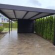 Schmiedeeisen-Zaun als Seitenwand für Carport nutzen